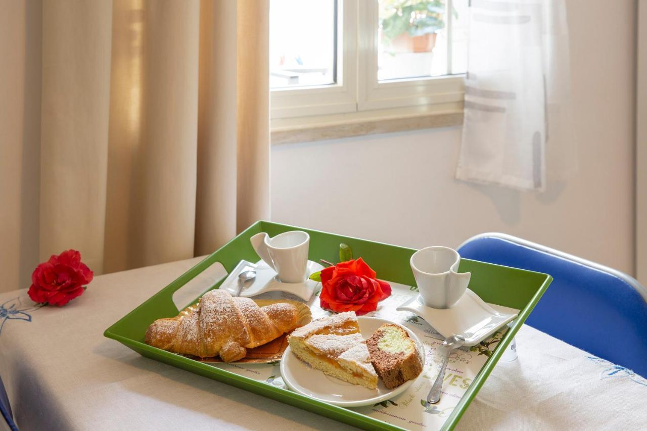 לוצ'רה Anna E Augusto B&B מראה חיצוני תמונה